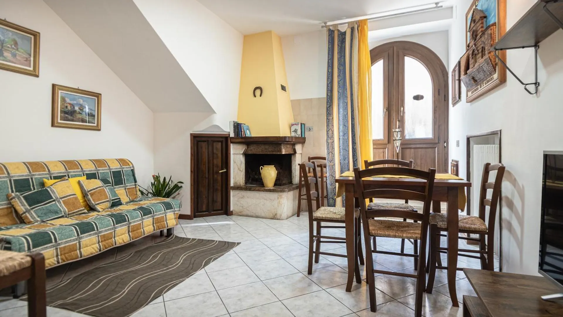 Apartment Le Casette Di Franco & Anna Assisi Italy